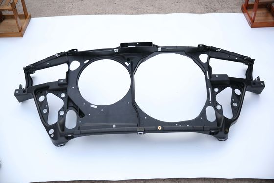 Proveedores automotrices 3B0 805 594 de las partes del cuerpo del ABS de la ayuda del radiador del coche de VW Passat B5