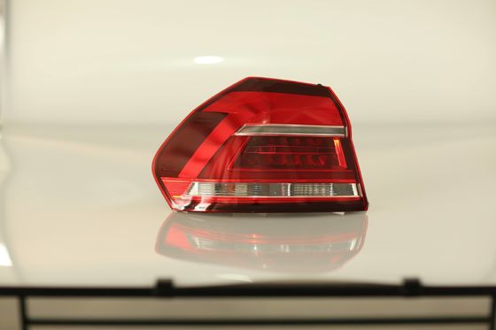 56D 945 207 /208 A 2017 reemplazos de 2018 2016 de VW Passat luces de la cola llevó curvado